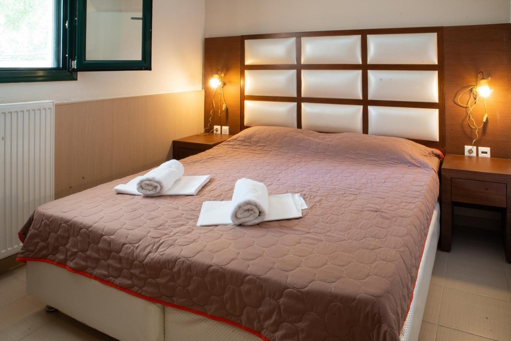 Elena Apartments 2 อัสโปรวาลตา ภายนอก รูปภาพ